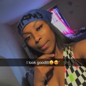 Meet your Posher, Jayonne